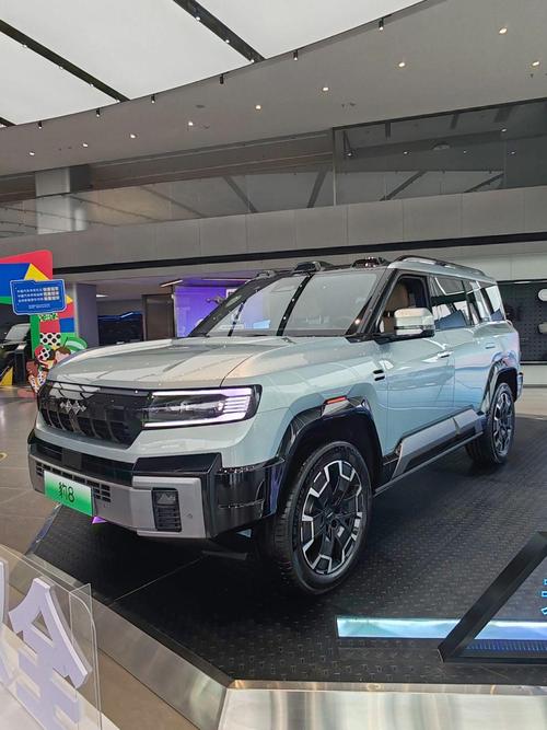 深圳6比亚迪方程豹硬派越野的爆款，英菲尼迪35周年与你共成长